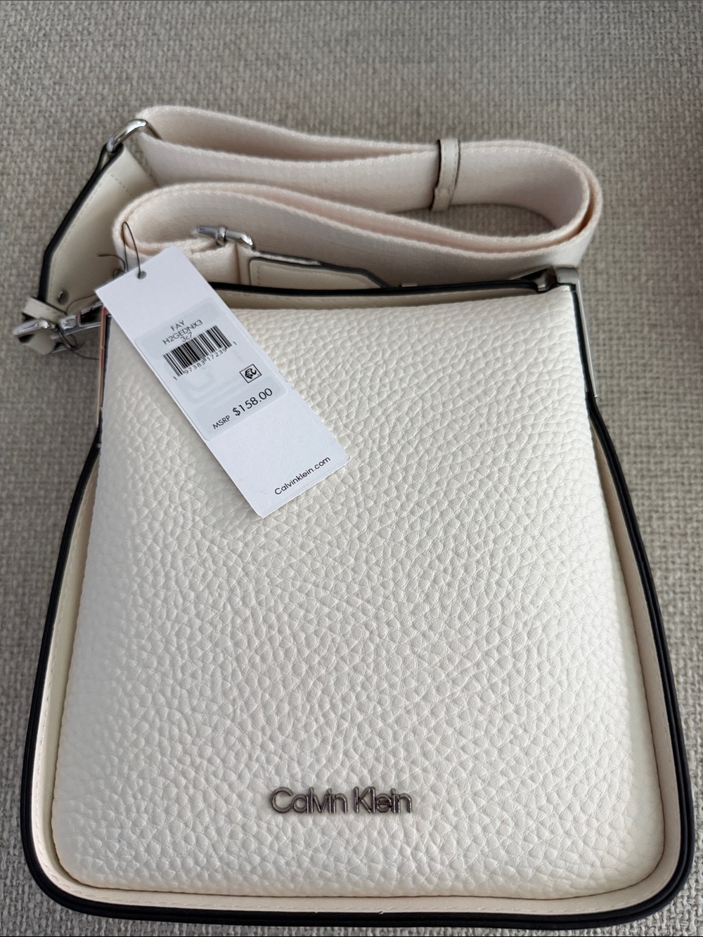 BNNW Calvin Klein Fay White Pebbled Crossbody Bag - Picture 5 of 6